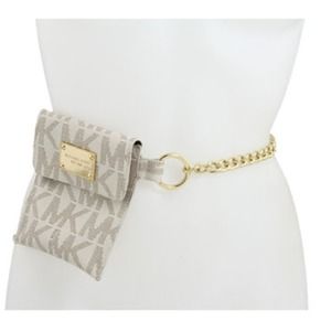 Michael kors fanny pack..brand new,never been used