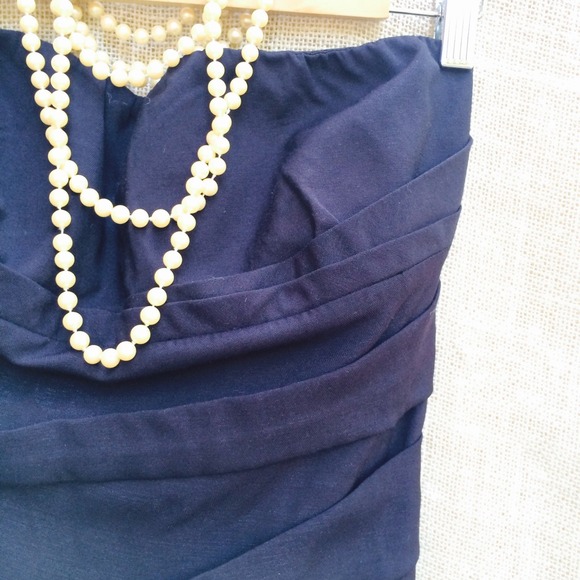 Hot LBD, w/ spandex lining, built in bra. szL - Picture 3 of 4