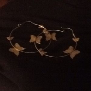 Gold Hoop a Butterfly Earrings(new)
