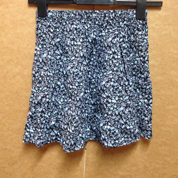 Brandy Melville Floral Skirt