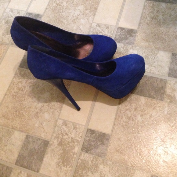 Baker high heel size 10M