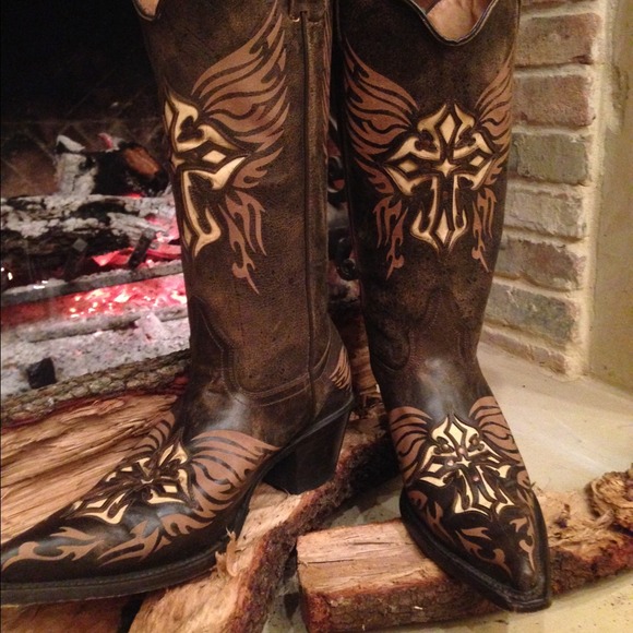 Stunning pair of Gypsy Girl western/cowboy boots.