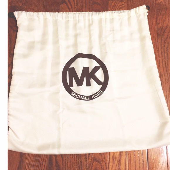 Michael Kors Dustbag - Authentic💯✔️