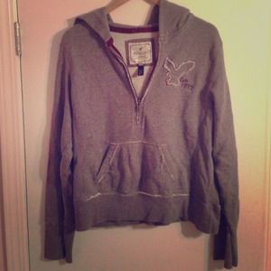Gray American Eagle sweater