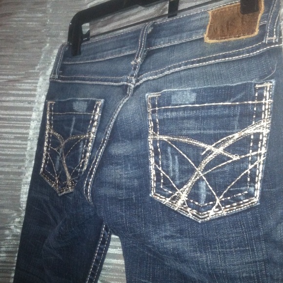 BKE Sabrina 33 1/2 inseam dark wash