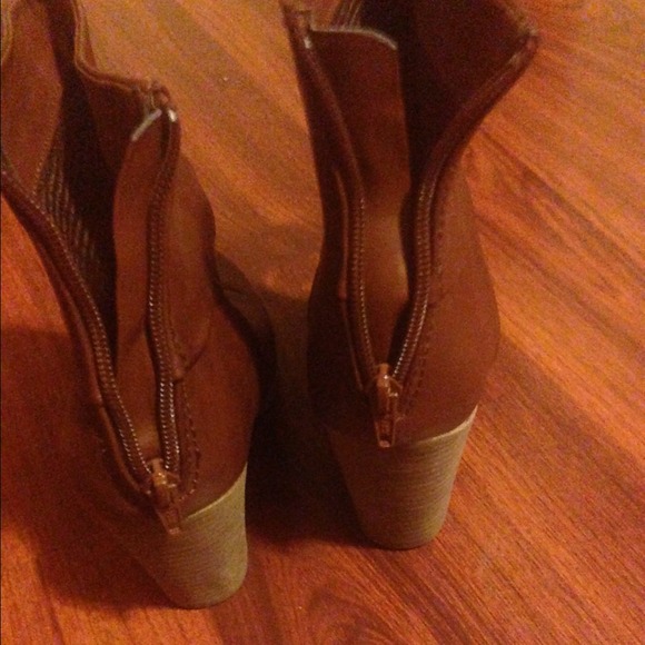 SOLD - Picture 3 of 3