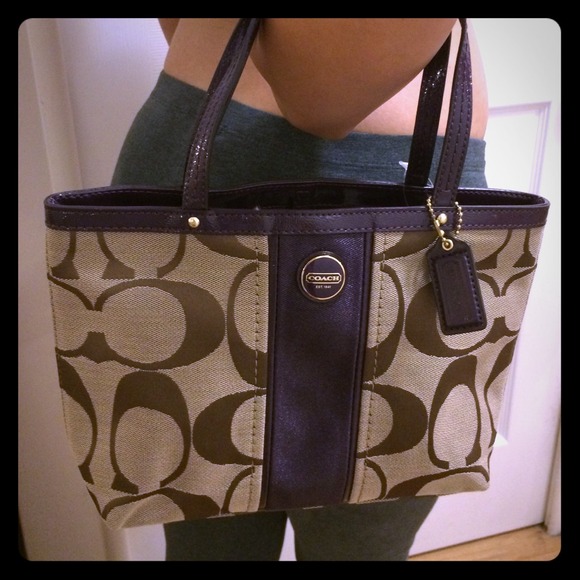 Authentic Coach hand bag