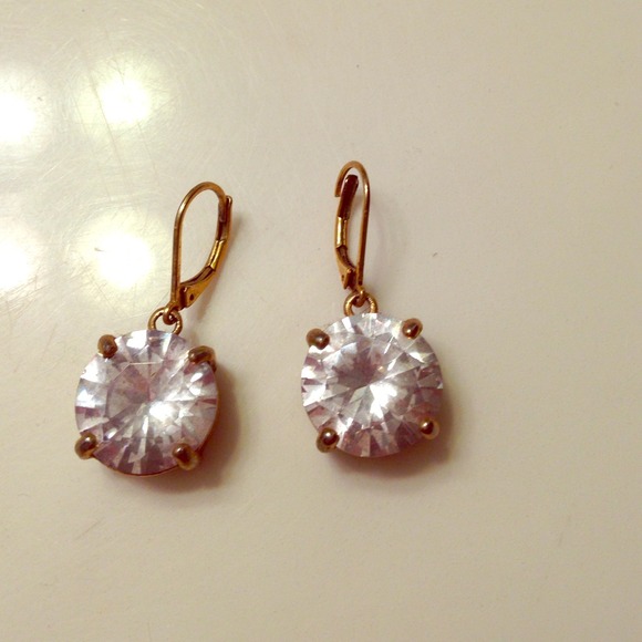 Diamond earrings •