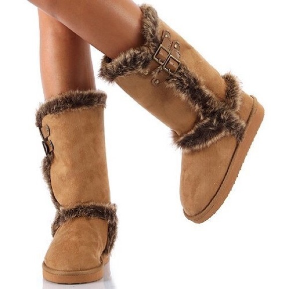💋NEW Eskimo Style Faux Fur Boots💋 - Picture 2 of 3