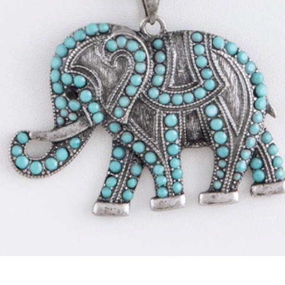 Antique Elephant Pendant Necklace - Picture 4 of 4