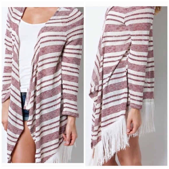 Tops - HP 2.27!!🎉LAST ONE!!🎉The Lila Fringe Cardigan🎉