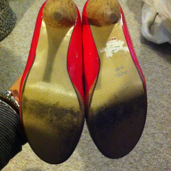 Sweater and heels bundle - Picture 3 of 4