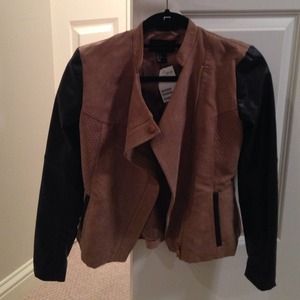 H&M Jackets & Coats - Cute H&M jacket. Size 2 H&M Jackets & Coats - Cute H&M jacket. Size 2