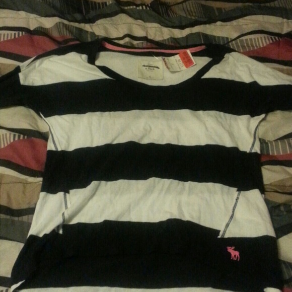 Abercrombie & Fitch Top - Picture 1 of 2