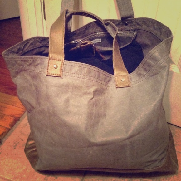 Bath & Body Works tote!! 👙👜❤️