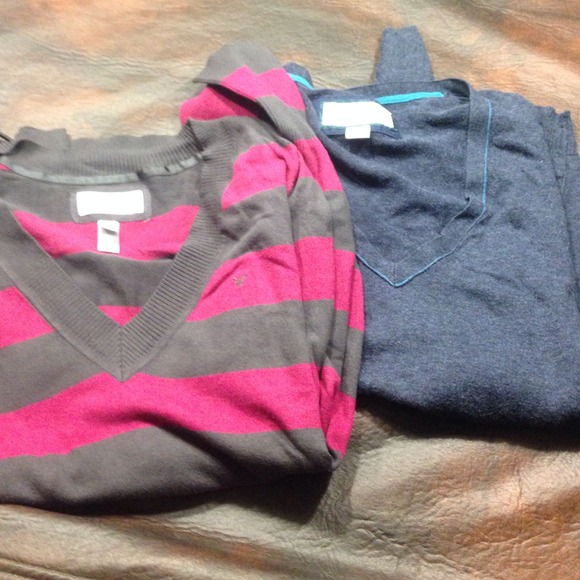 Heatherish blue very lift American eagle top