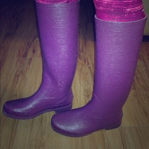 Uggs rain boots