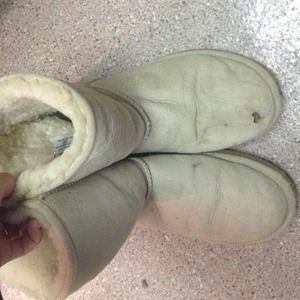Sand UGGS