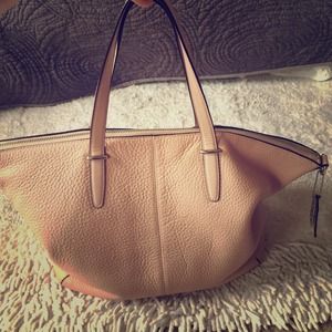 Authentic coach handbag - beautiful pale pink