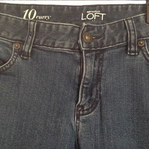 Ann Taylor Loft size 10 Curvy denim jeans