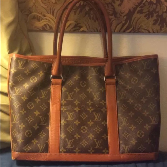 Louis Vuitton bag - Picture 1 of 4