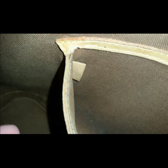 Louis Vuitton bag - Picture 4 of 4