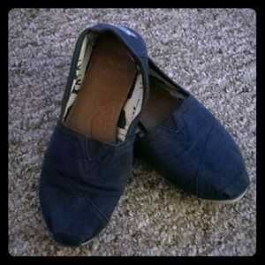 SALE: Navy Blue Toms