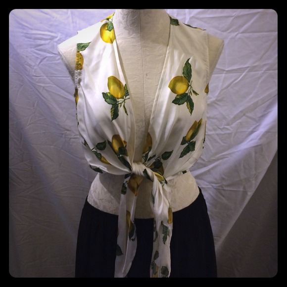 🍋 Silk Lemon Crop Top 🍋