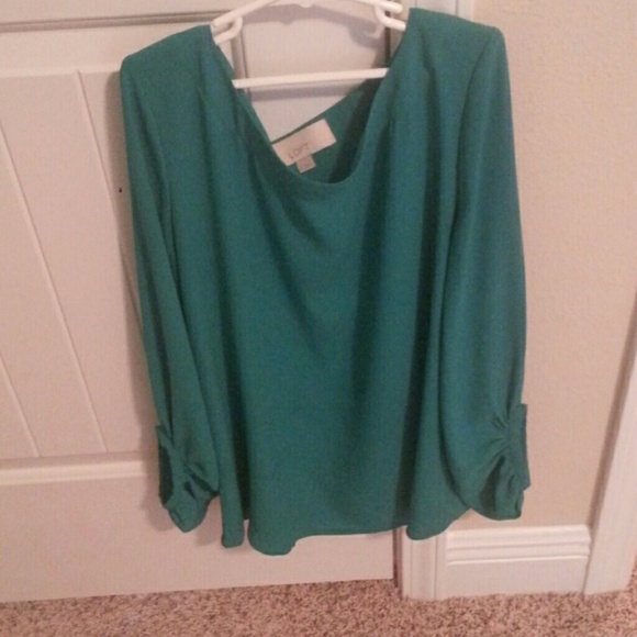 Green/blue loft cute shirt