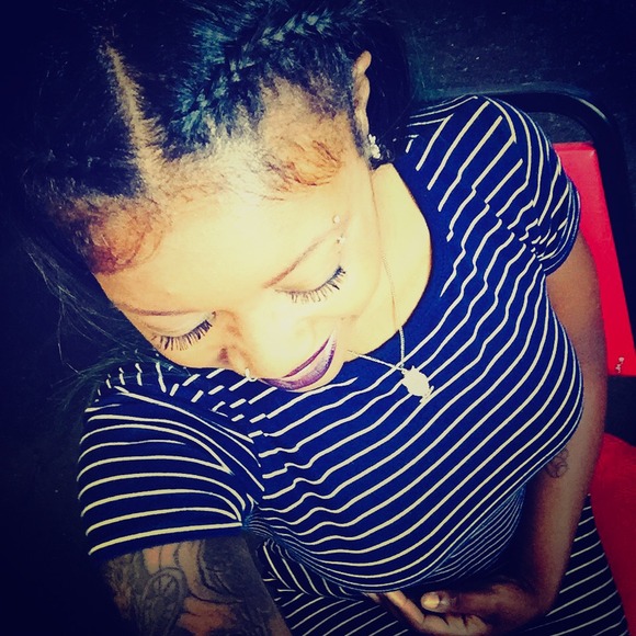 Dresses & Skirts - Blue & white striped T-shirt dress 🎀