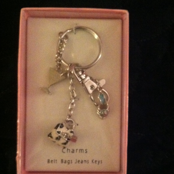 Key chain with charms by Isabelle - Picture 1 of 2