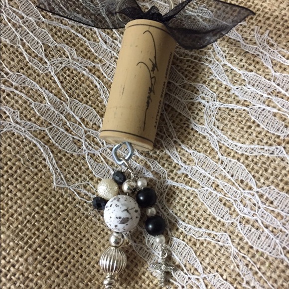 Cork Keychains - Picture 3 of 3