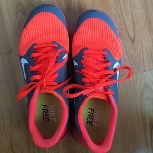 Nike Free Runs 4.0