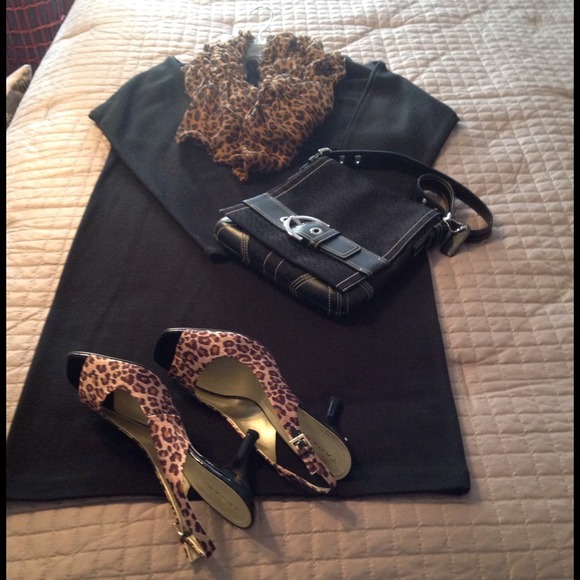 Liz Claiborne Black Sweater Dress