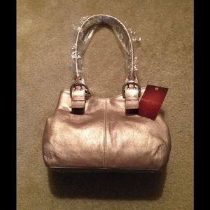 Gold tignanello hangbag authentic⛄️🎄🎁