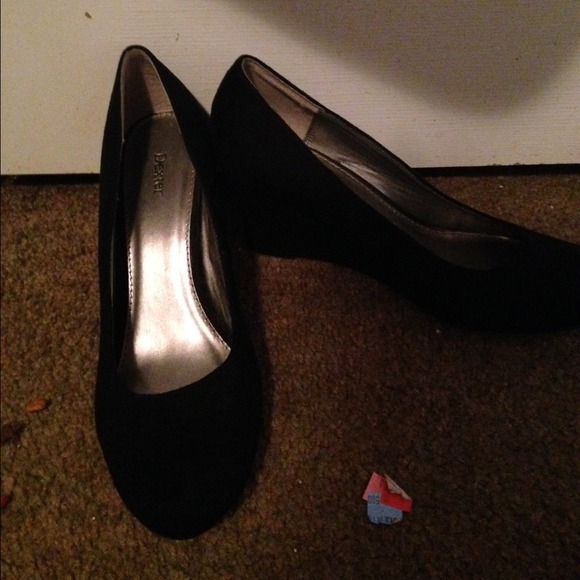 Dexter Women's Kylie Wedge Pump