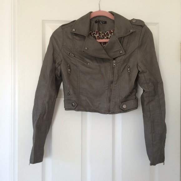 Foreign Exchange Outerwear - Cropped Faux Leather Jacket w/ Stud Details