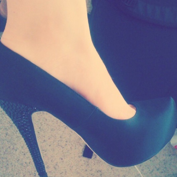 Black Heel-studded Heels