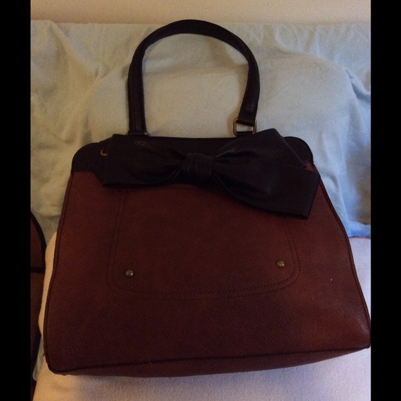 Jessica Simpson Bag - Picture 2 of 3