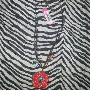Brand new Betsey Johnson neckless