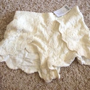 Urban outfitters scallop lace short