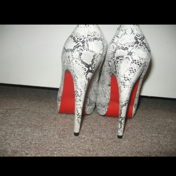 UNAUTHENTIC Christian Louboutin Shoes