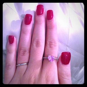 Silver setting pink heart cubic zirconia ring