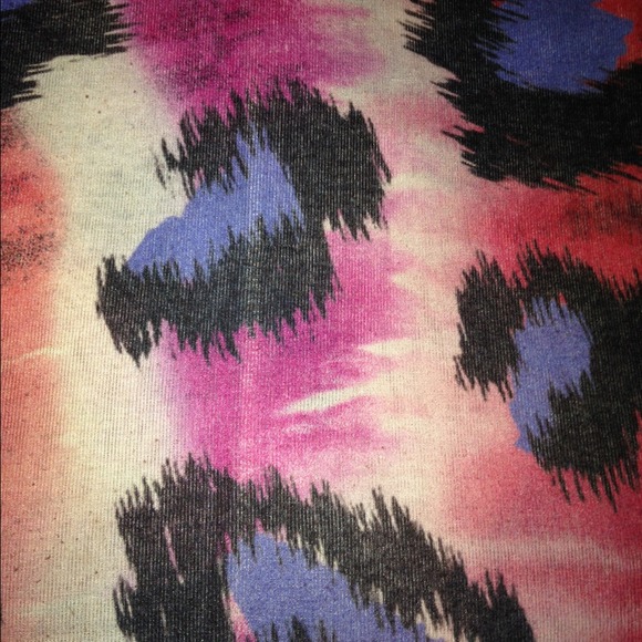 Top - Picture 3 of 3