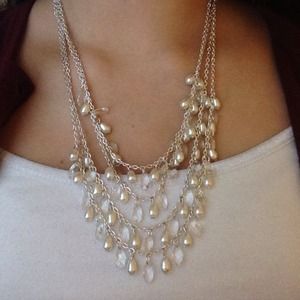 Layered short necklace