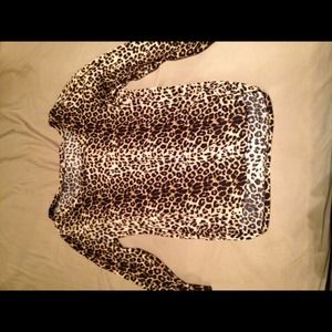 Leopard top