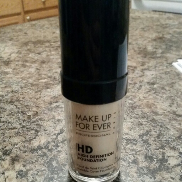 Makeup Forever HD foundation