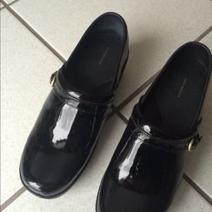 Lands End Black patent leather shoes. Worn once!
