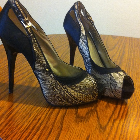 Guess lace high heels