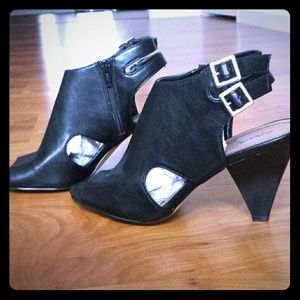 Open-toe Booties